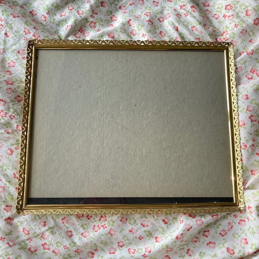 Vtg gold art nouveau Modern regency 8x10 Picture Frame Ornate Etched filigree